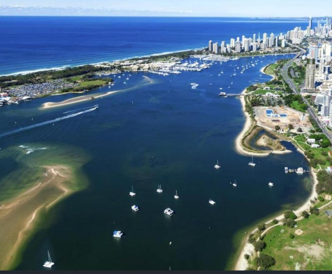 גולד קוסט Harbour Side Resort מראה חיצוני תמונה